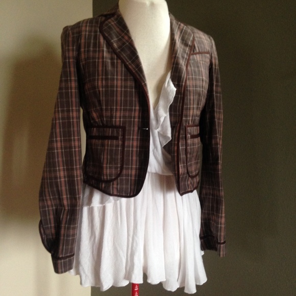 BCBG Plaid Jacket - Picture 6 of 7